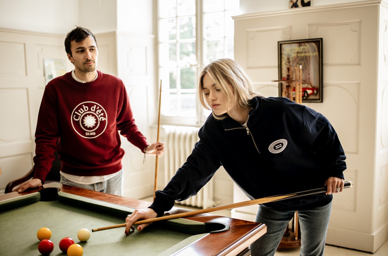 Club d'été unisex mid - light crewneck sweater - Les Petits Basics