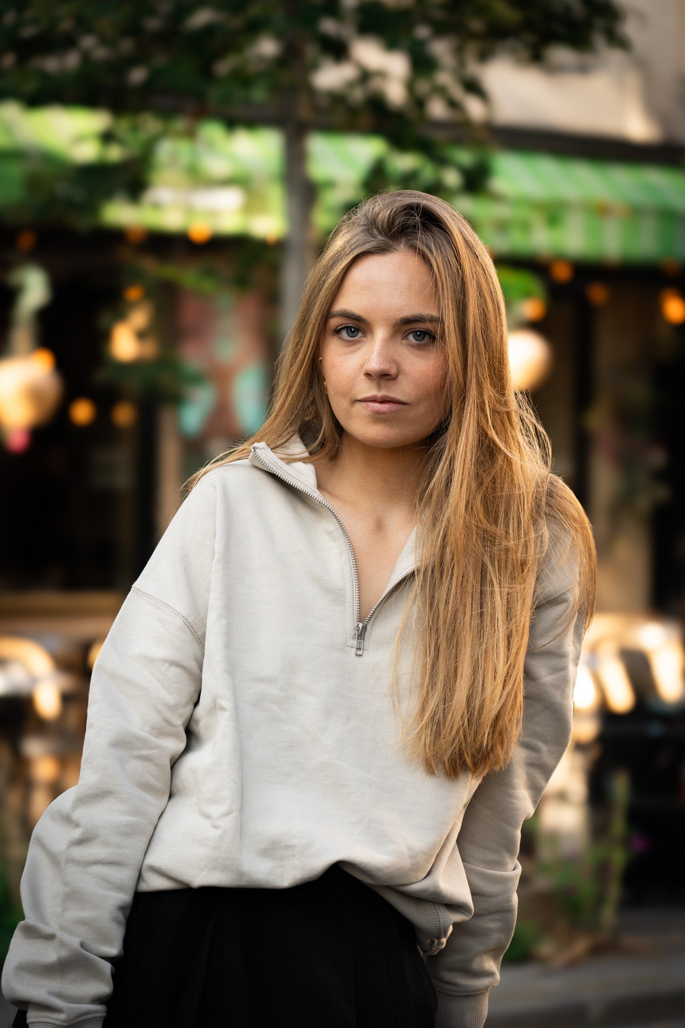L'art français. unisex quarter zip sweater - Les Petits Basics