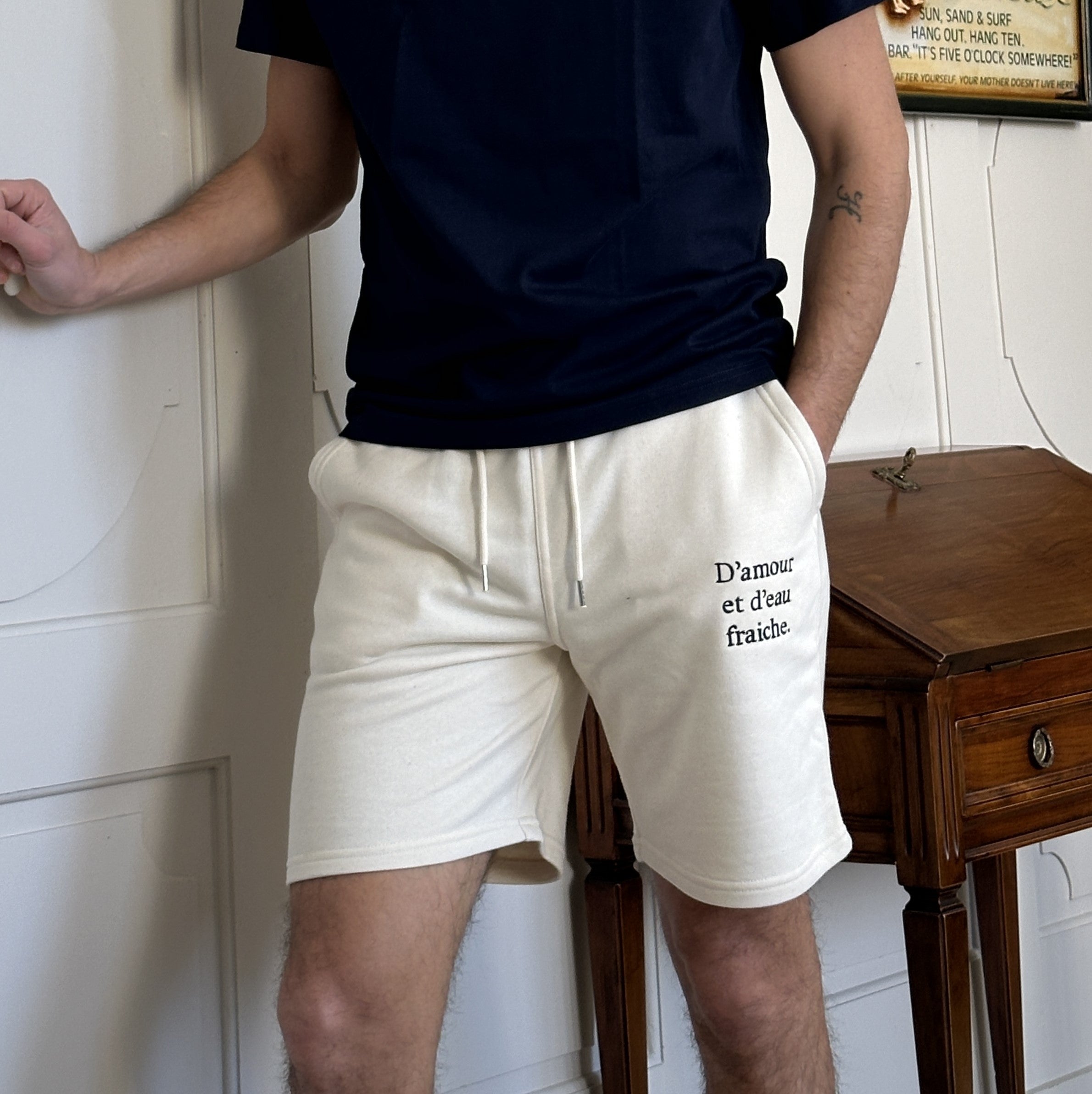 D'amour & d'eau fraiche. embroidered unisex shorts [Color options available] - Les Petits Basics