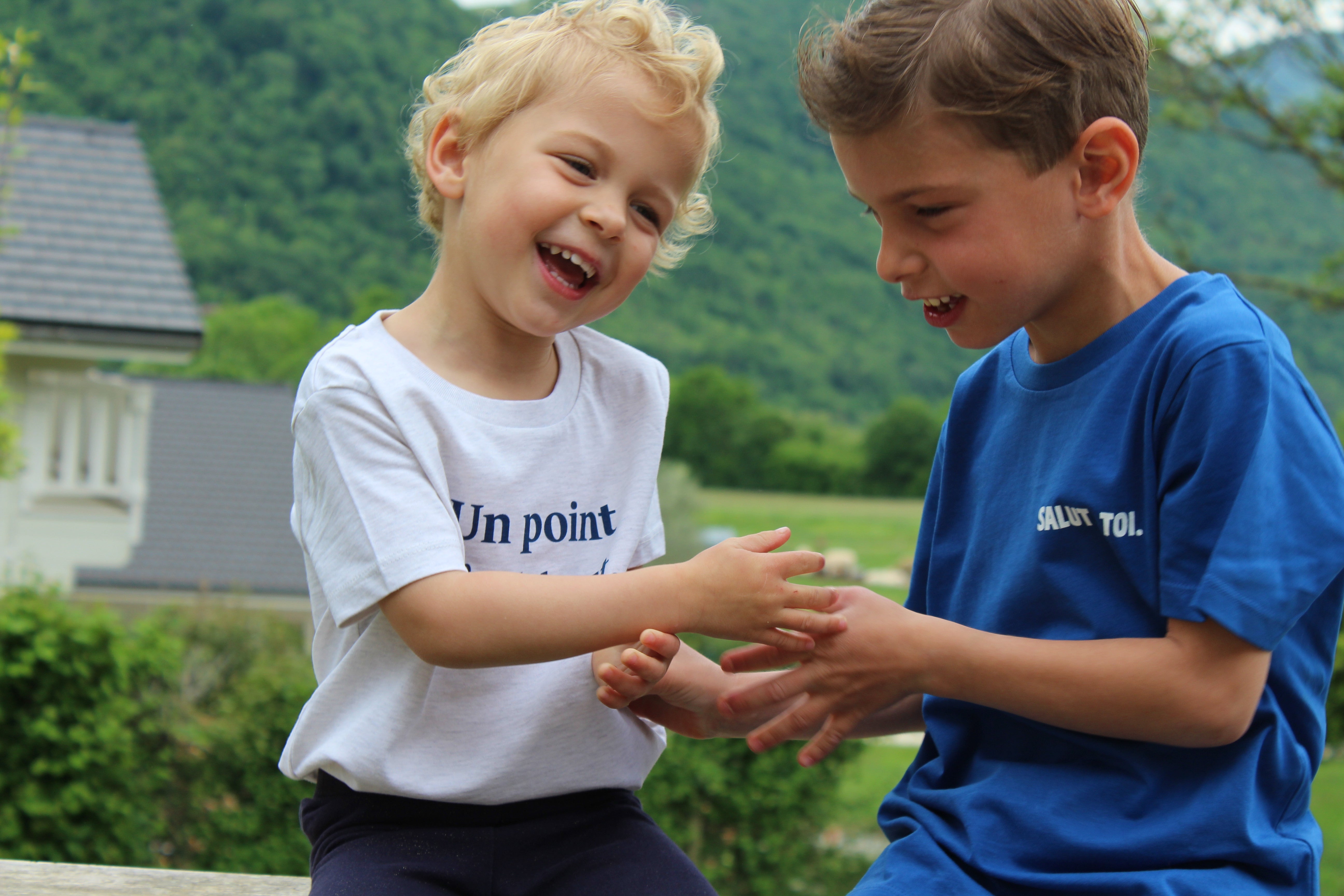 Un point c'est tout. Kids t-shirt - Les Petits Basics